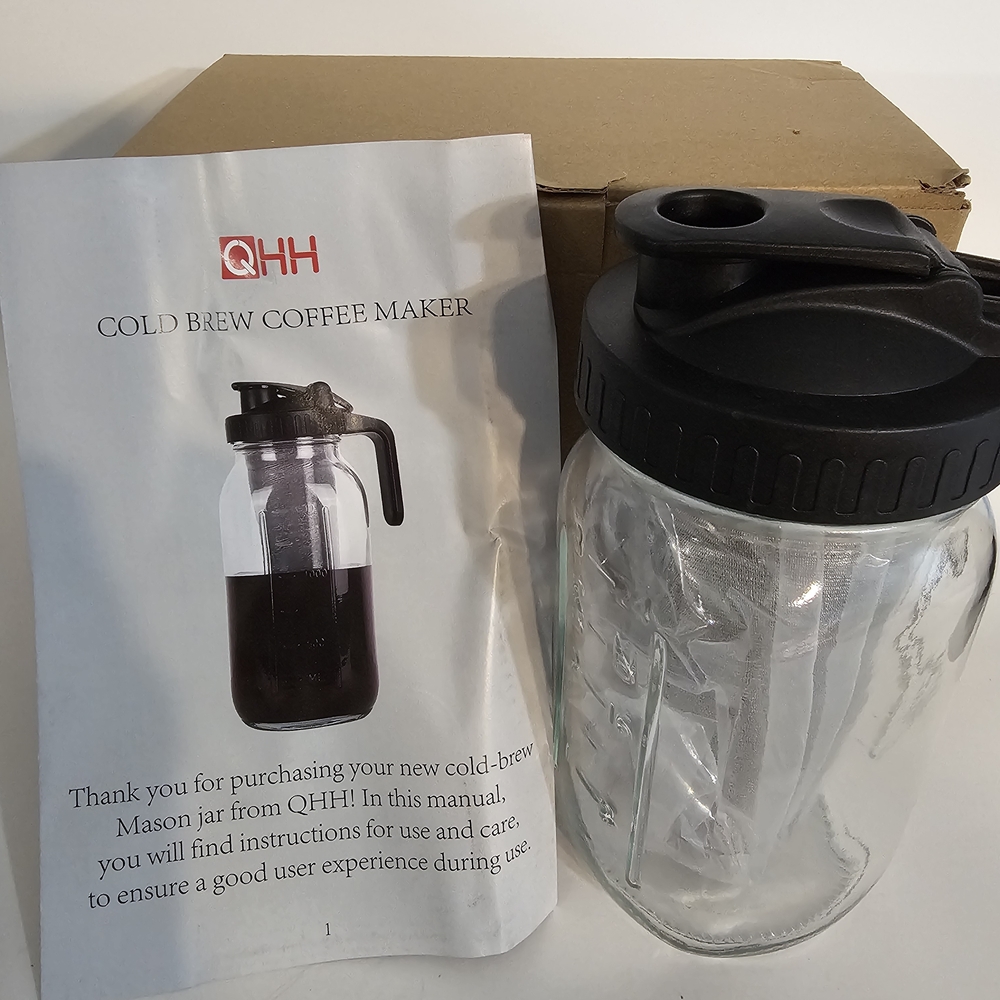 Black Cold Brew Coffee Maker